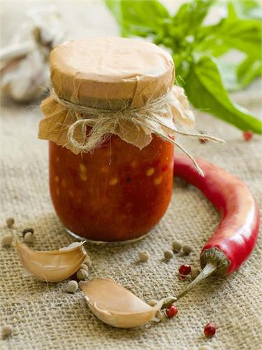 Chili Sauce 12"